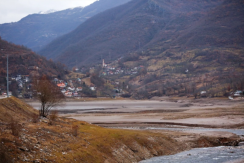 Ispitivanja na Jablaničkom jezeru: Provjerava se riblji fond