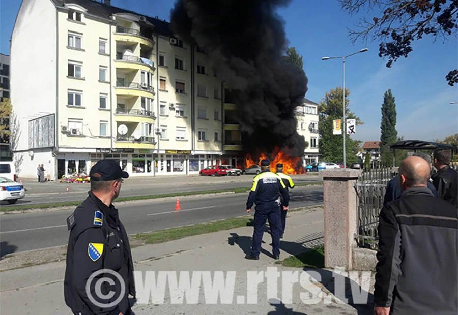 Banja Luka: Uhićen muškarac koji je postavio bombe pod automobil