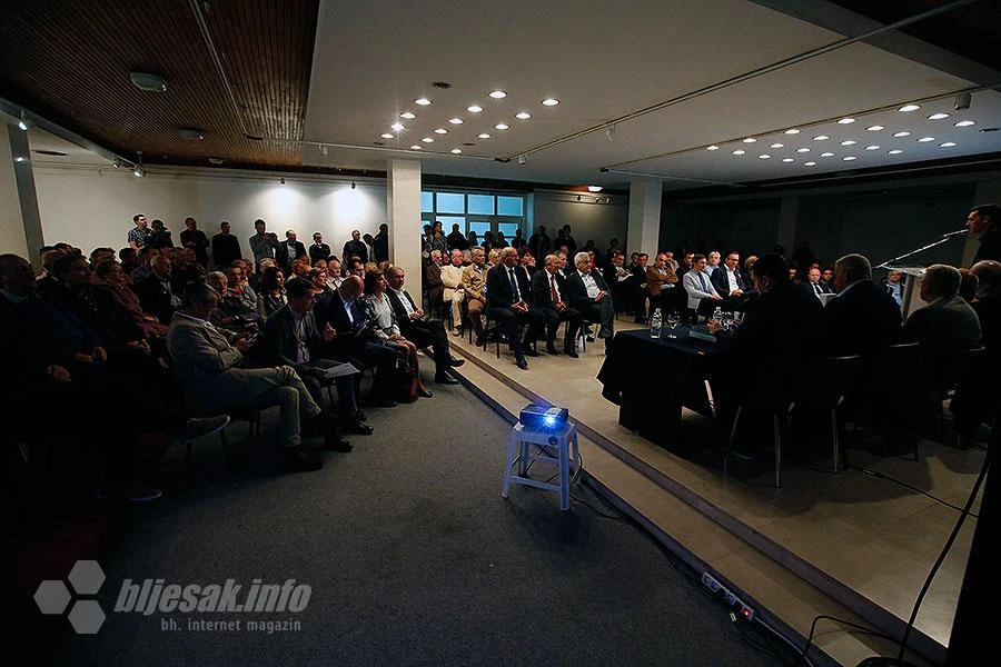 Miroslav Tuđman u Mostaru predstavio knjigu o političkoj strategiji Alije Izetbegovića