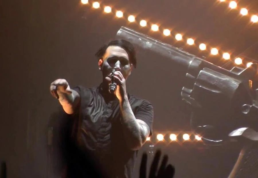 Marilyn Manson teško ozljeđen na koncertu