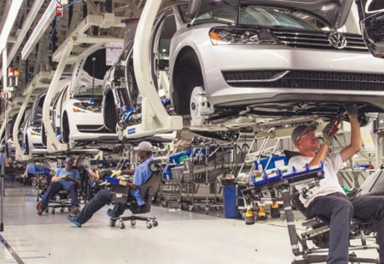 Volkswagen  gasi pogone i otpušta desetke tisuća radnika