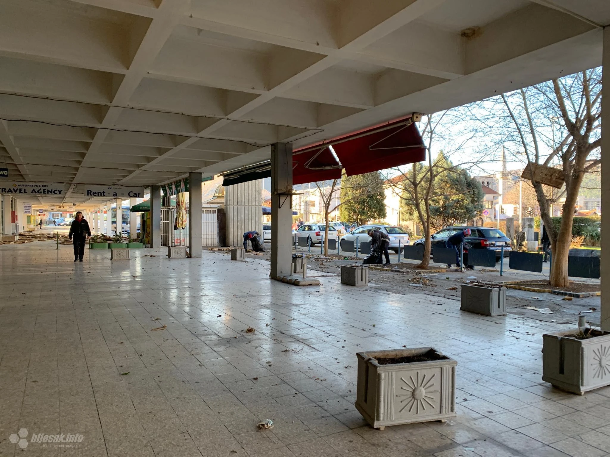 Pomozite turistici iz Vijetnama! Na autobusnoj stanici joj otuđena torbica
