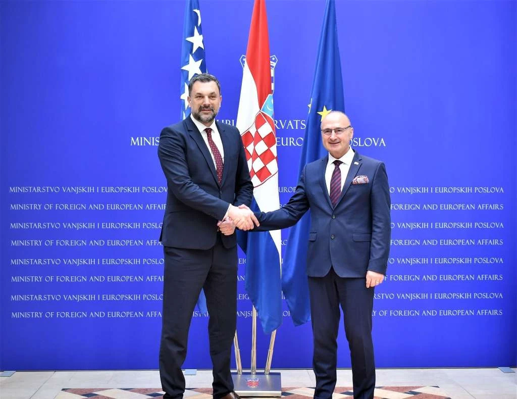VIDEO | Grlić Radman Konakovića pozdravio sa "selam, selam"