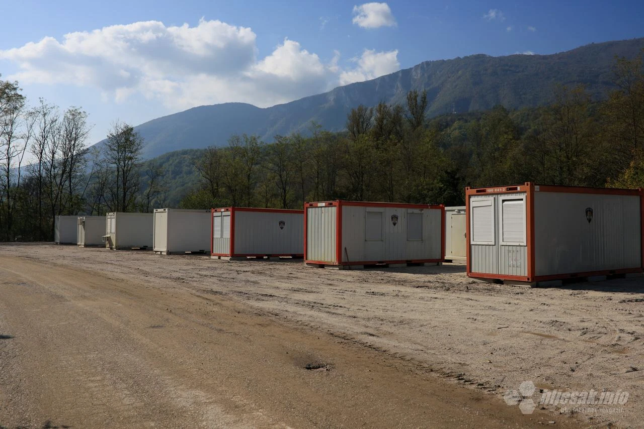 Uređuje se lokalitet za postavljanje kontejnerskog naselja u Jablanici