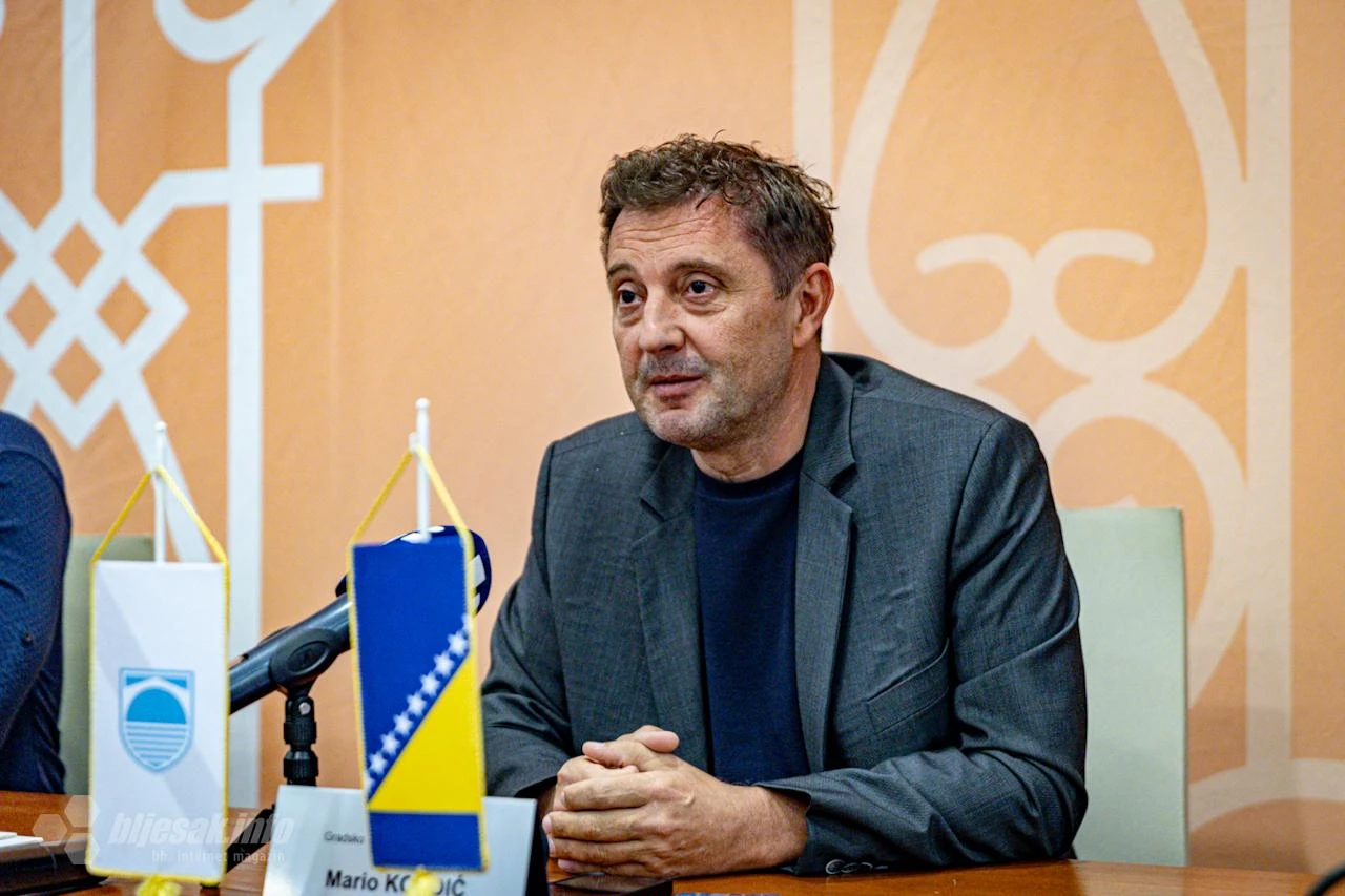 Usvojen Izvještaj gradonačelnika, on poručio: "Ne da se mičemo, mi idemo džinovskim koracima prema naprijed"