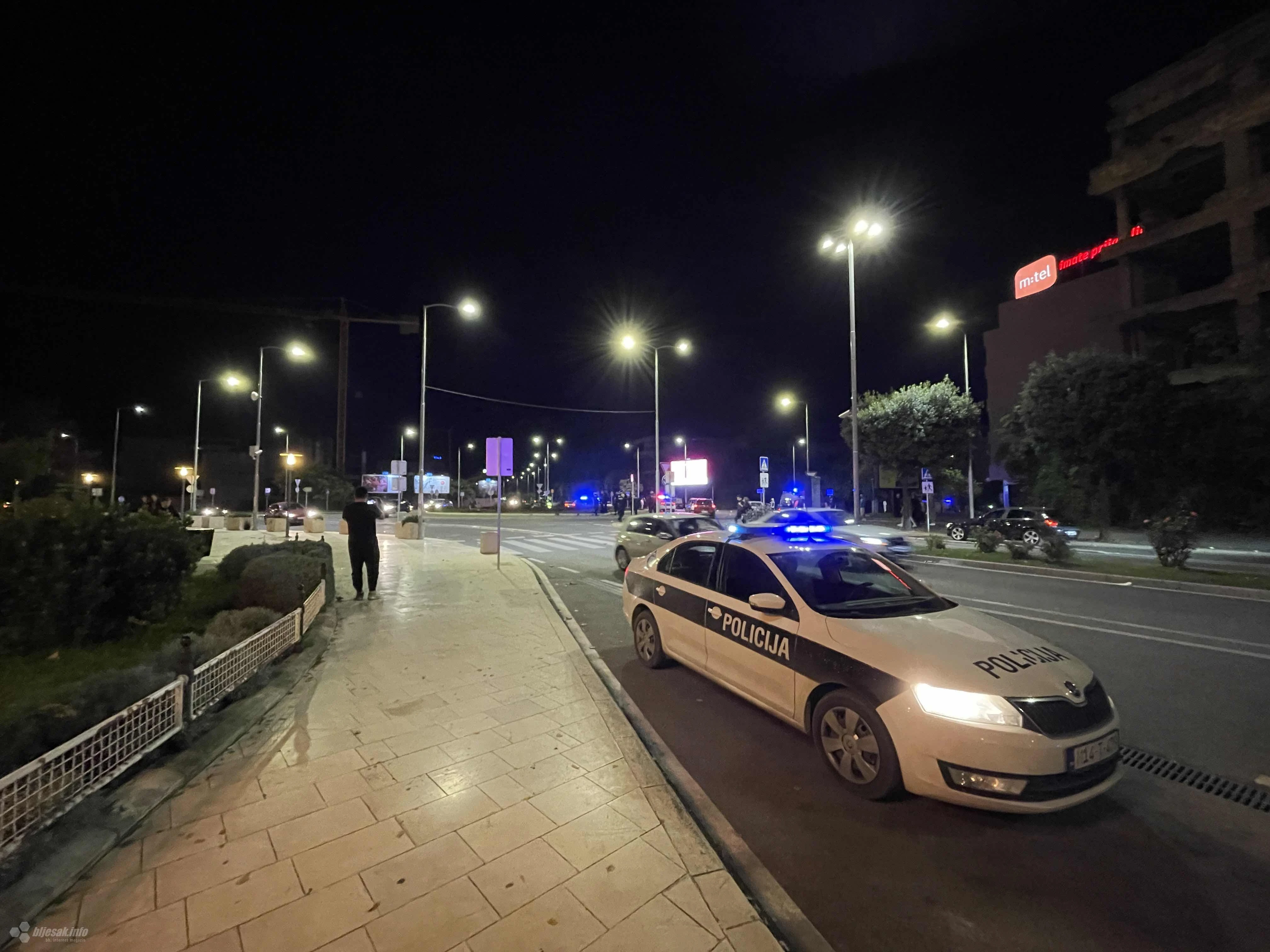  VIDEO | Policija o neredima u Mostaru: Ozlijeđeni smješteni u obje bolnice, sukob izbio radi grafita