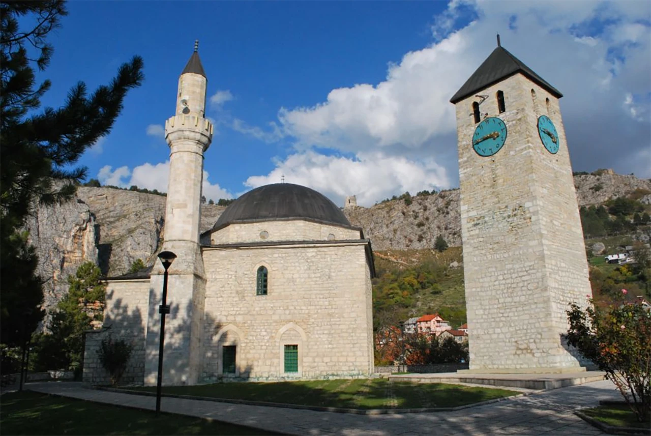 U Livnu opljačkana džamija, uhićene dvije osobe