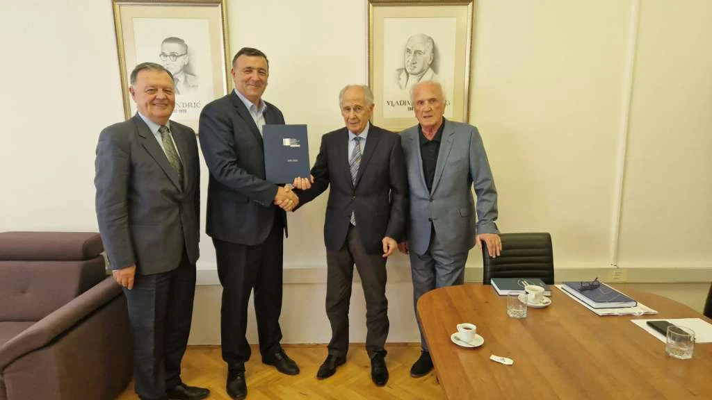 Premijer Čović posjetio HAZU u BiH i obećao financijsku potporu