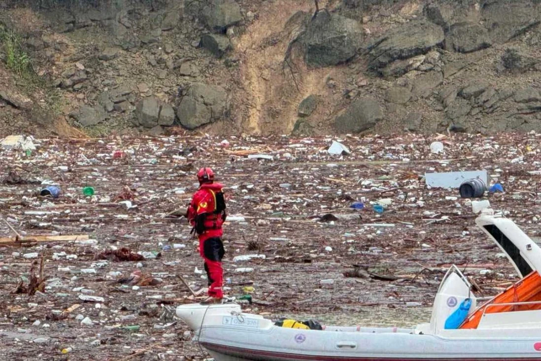  Spasilački timovi traže nestalu osobu u Jablaničkom jezeru kod Buturovića Polja