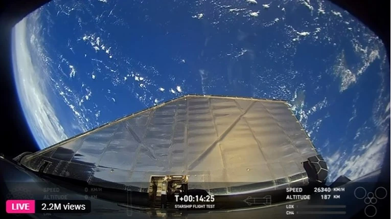 Povijesni let najmoćnije rakete na svijetu. "Ovo je potpuno ludo!"