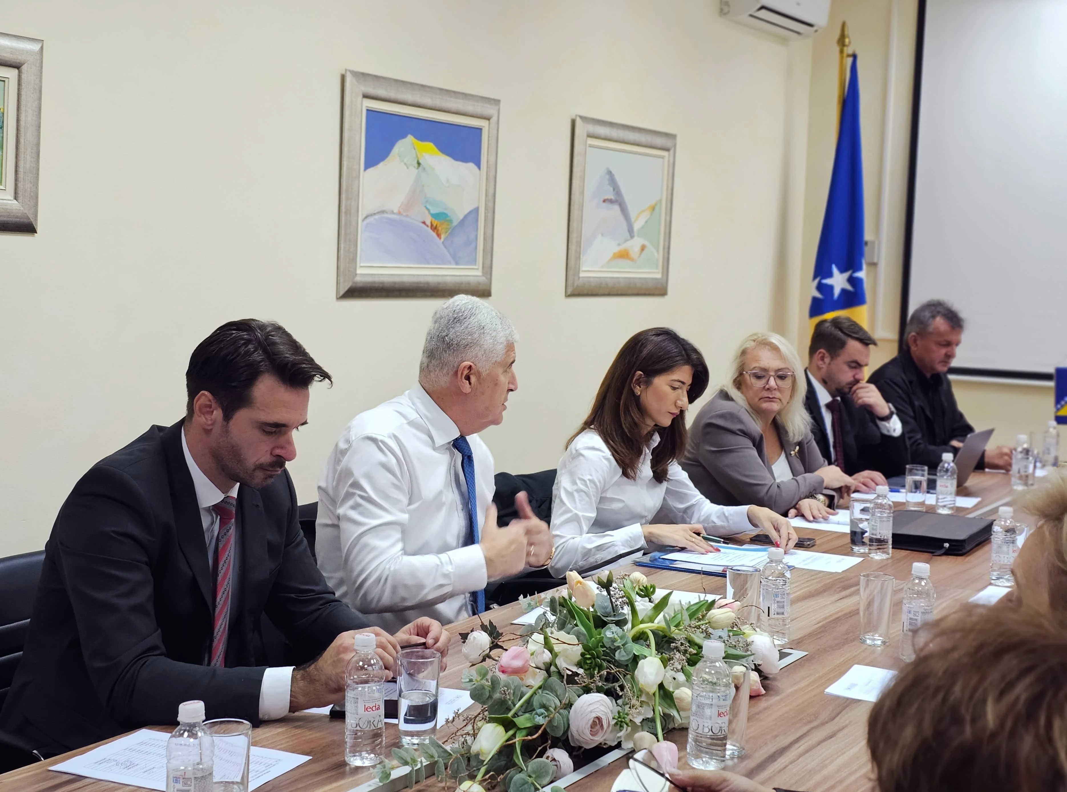 HNS BiH: ''Očuvana je snažna politička zastupljenost hrvatskoga naroda''