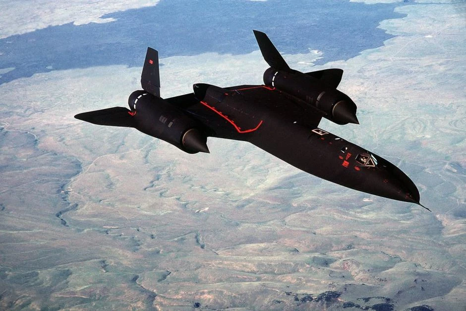 Prije četvrt stoljeća umirovljen najbrži avion svih vremena – SR-71 "Blackbird"