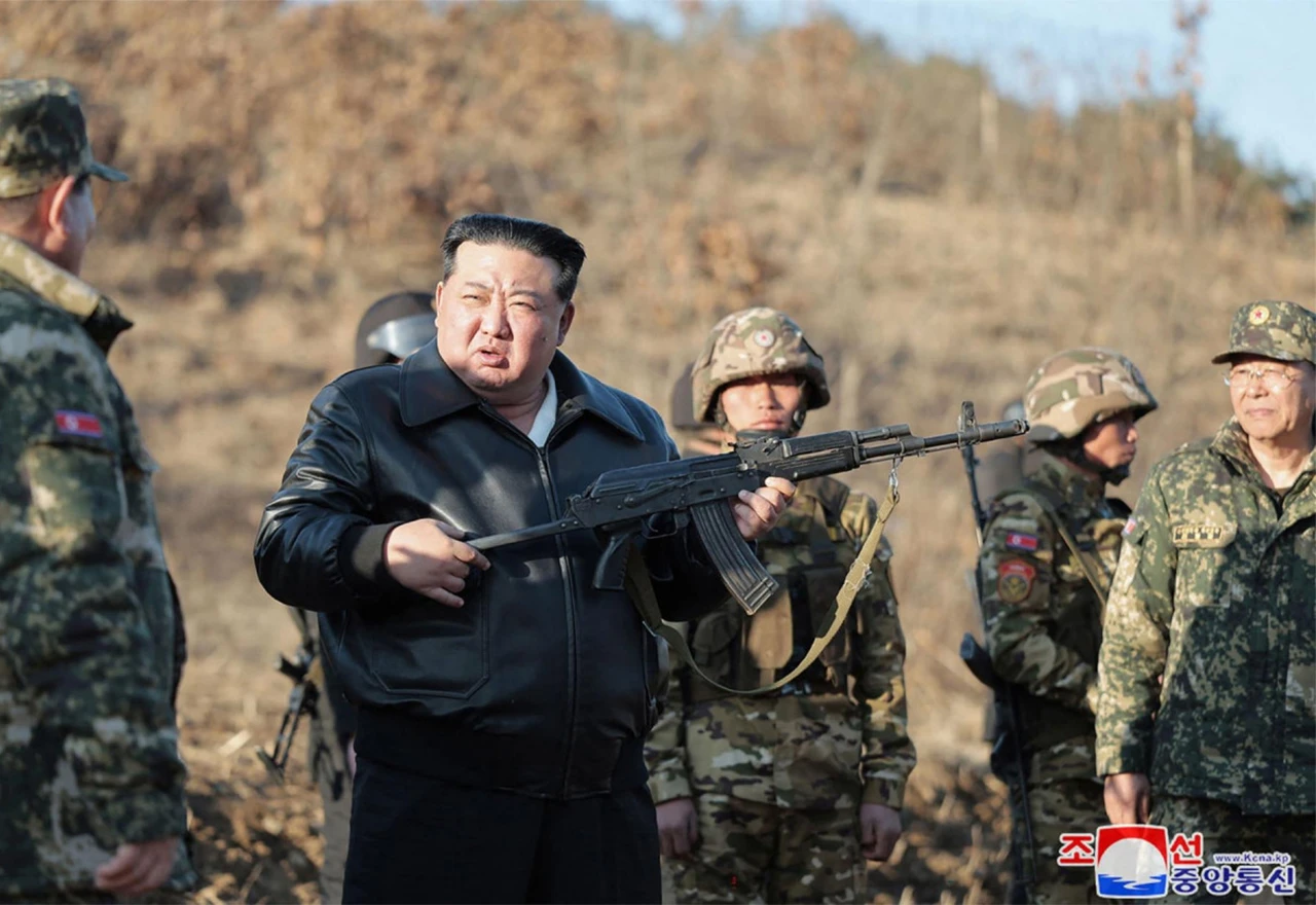 Sjeverna Koreja objavila da će prekinuti kopnene i željezničke veze s Južnom Korejom