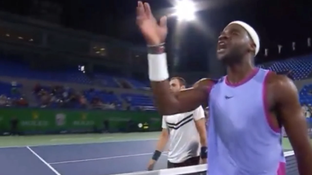 VIDEO I Tiafoe poludio na suca, opsovao ga nekoliko puta 