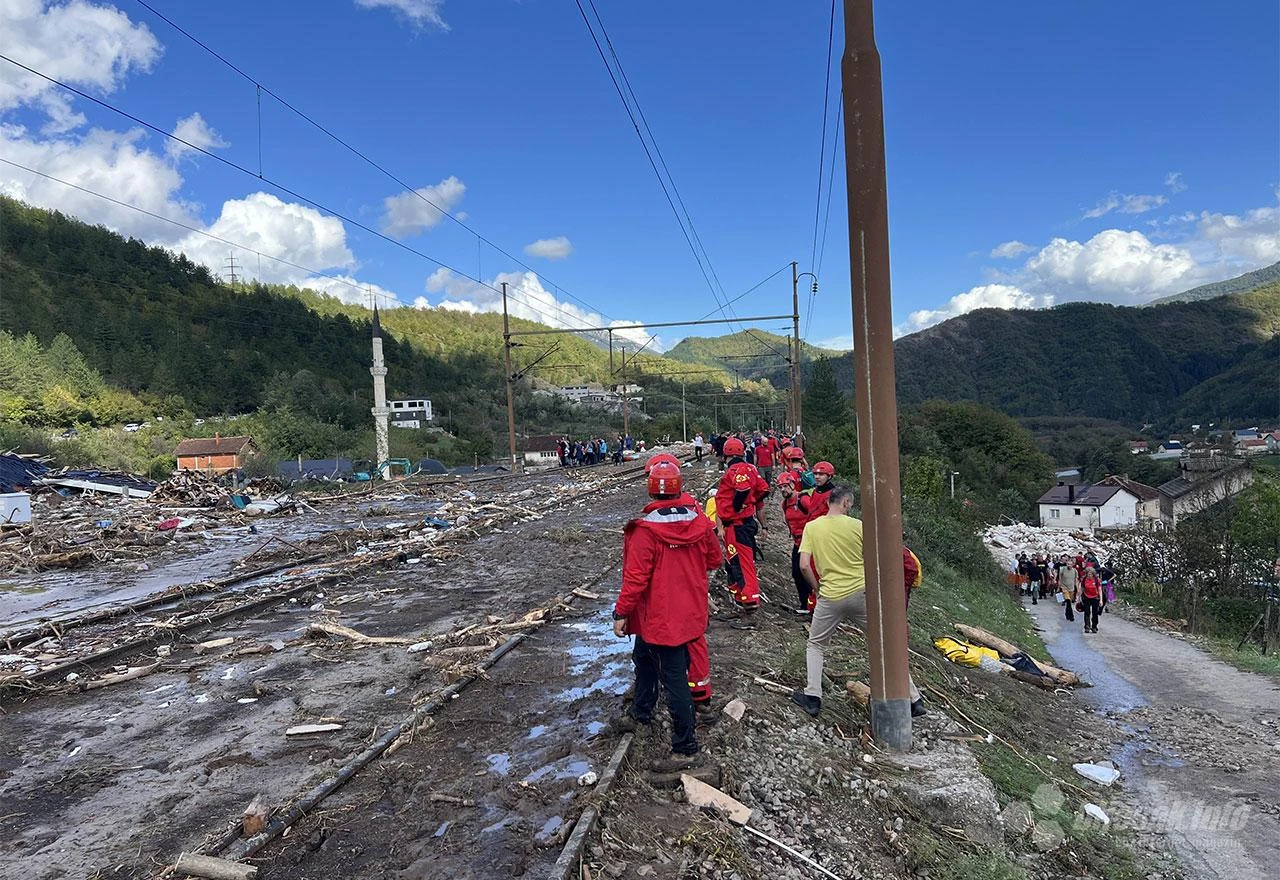 Vlada HNŽ-a s novim službenim informacijama vezanim za poplave izlazi večeras oko 20 sati