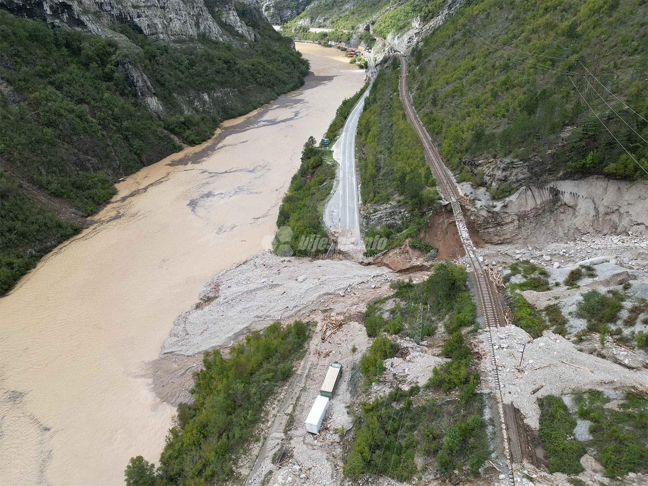 Na cestama od Jablanice prema Mostaru i Blidinju i dalje obustavljen promet