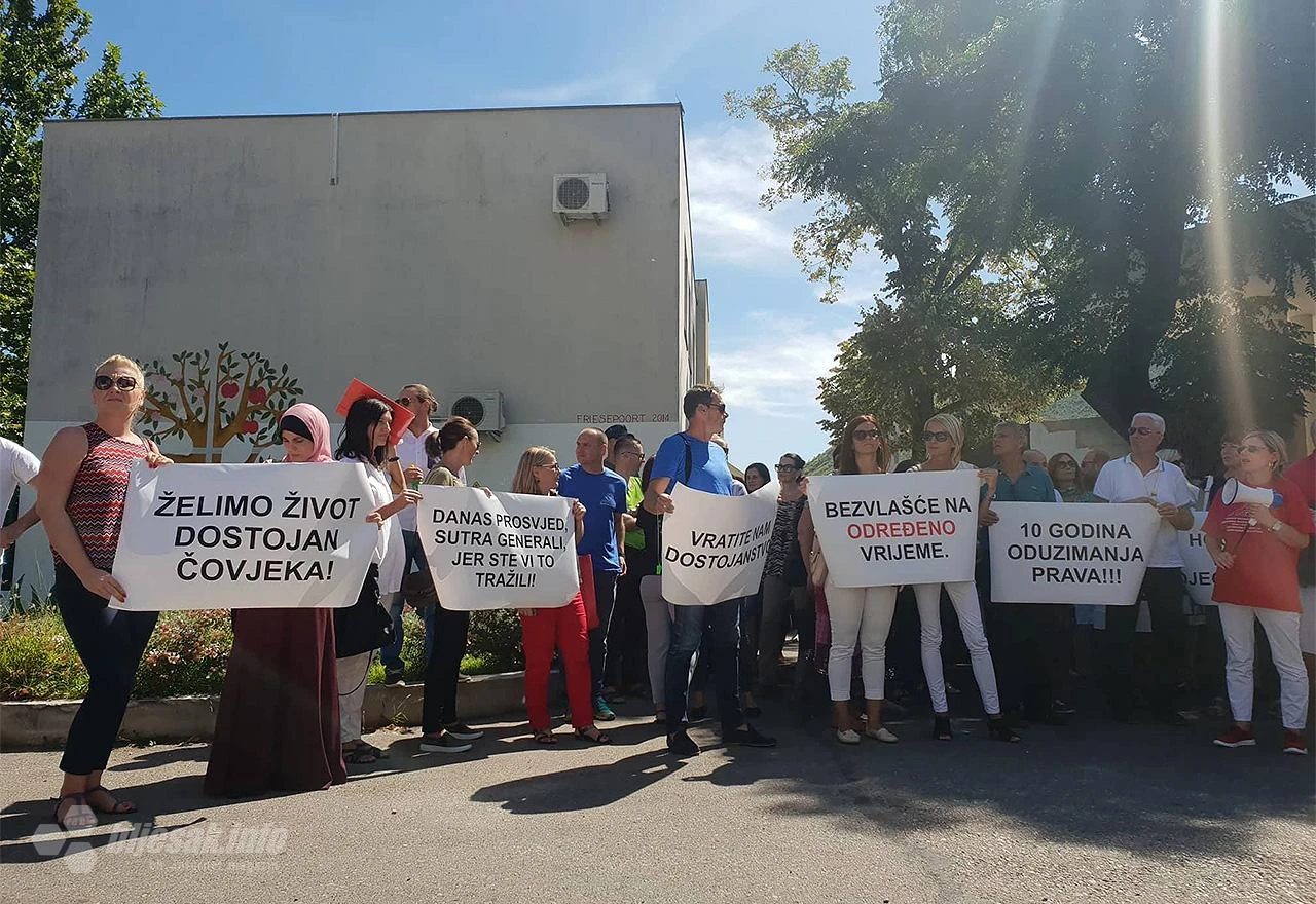 I u Širokom Brijegu prosvjeduju prosvjetari