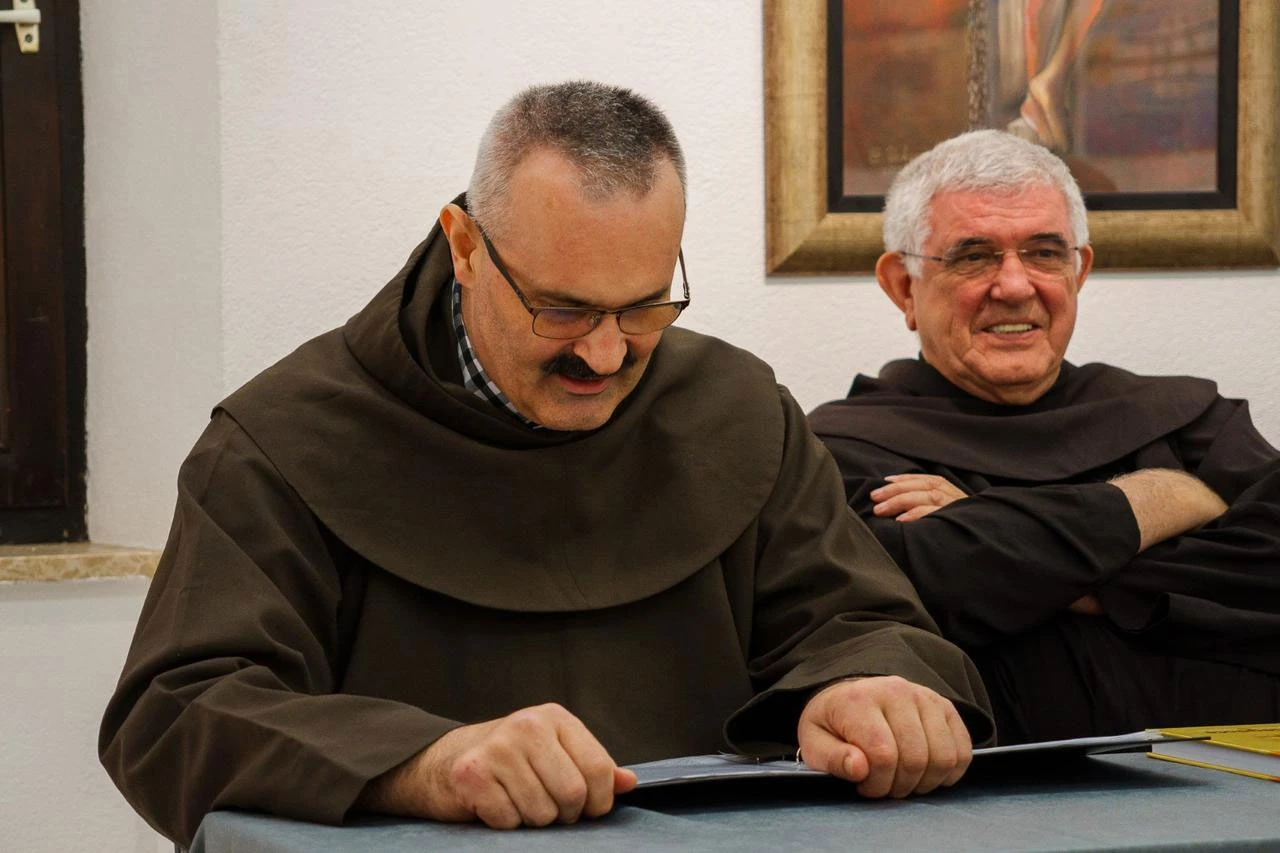 Hercegovački franjevci se itekako znaju šaliti, posebno na svoj račun