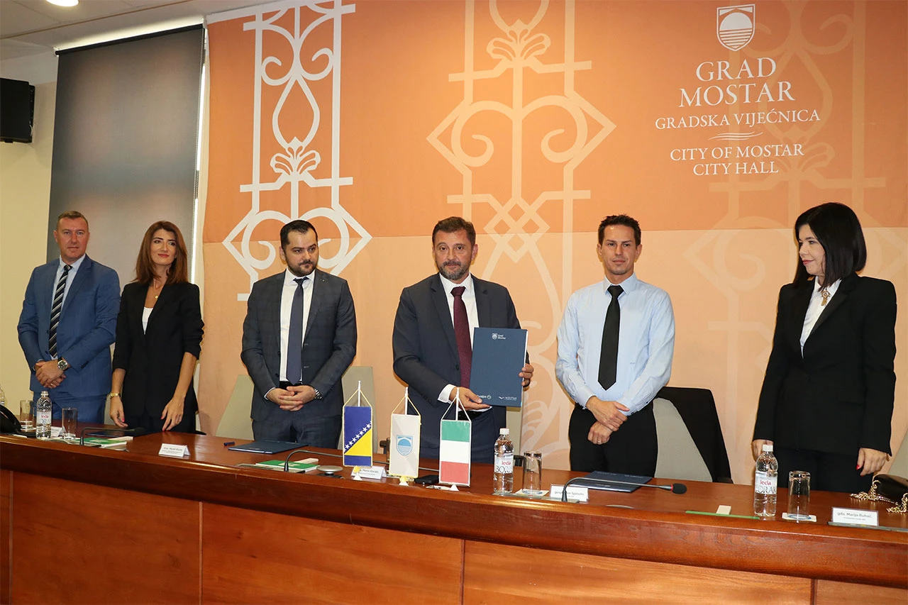 Potpisani ugovori: SkyAlps uspostavio bazu u Zračnoj luci Mostar