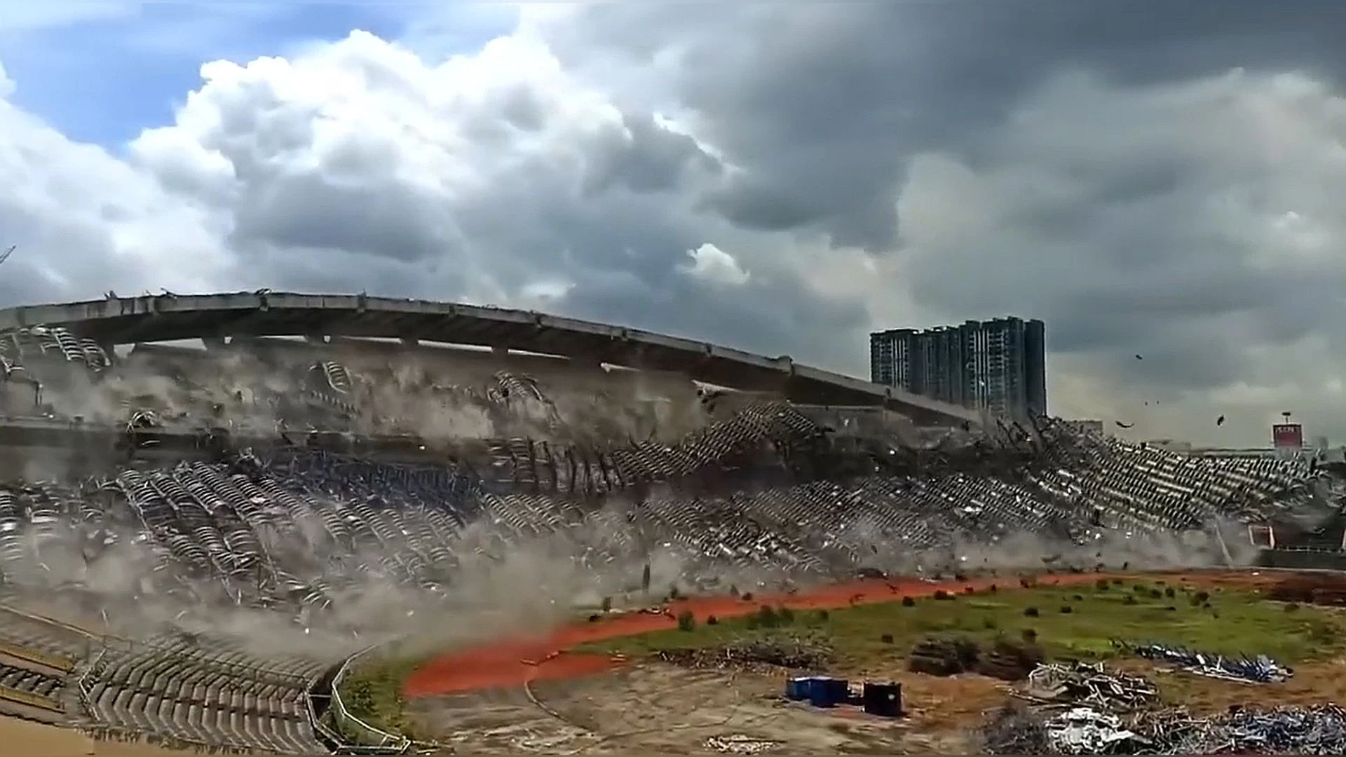 VIDEO I Malezijci ruše stadion pravljen po uzoru na Poljud