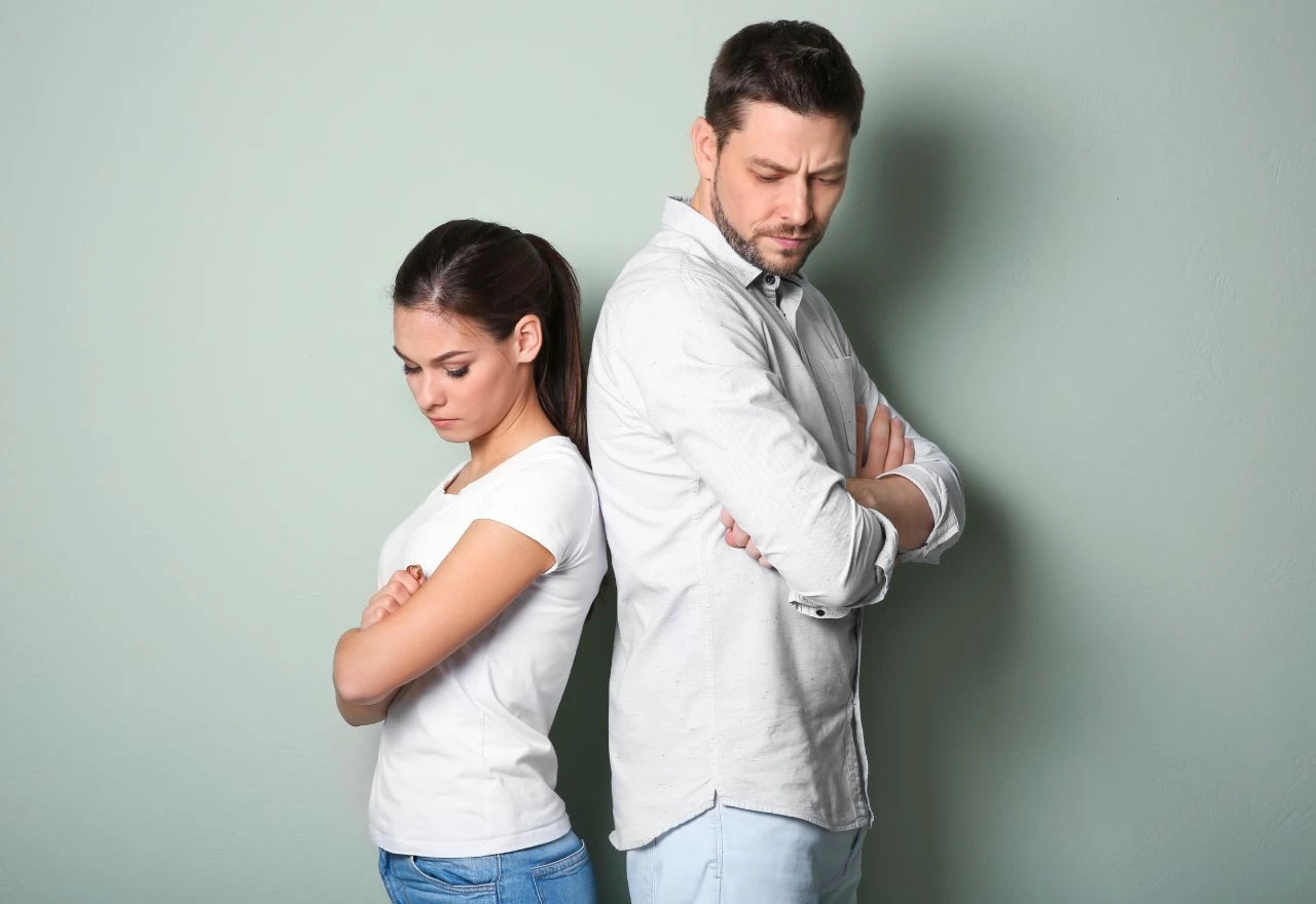 10 znakova da je vaš partner emocionalno nedostupan