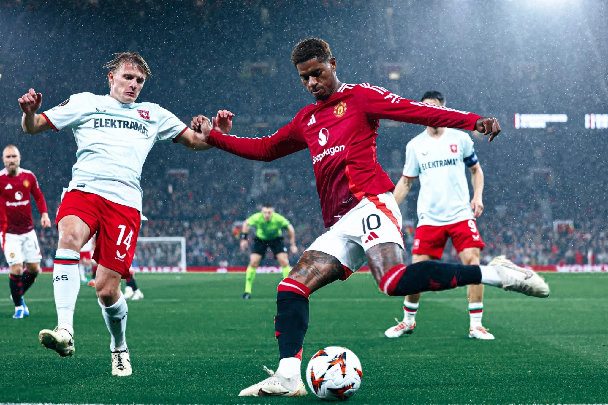 Twente uzeo bod Unitedu, uspješni Lazio i Galatasaray