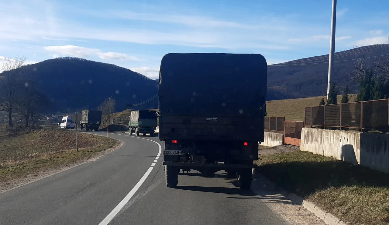 Vozač OSBiH ozlijeđen u prevrtanju kamiona