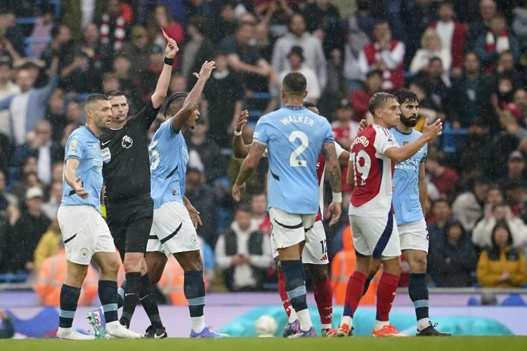 VIDEO I Stones u 98. minuti za bod Cityja protiv Arsenala