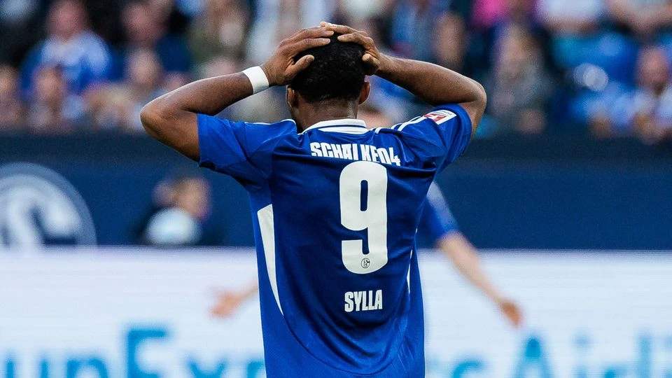 Njemački velikan vodio 3:0 pa doživio nevjerojatan poraz