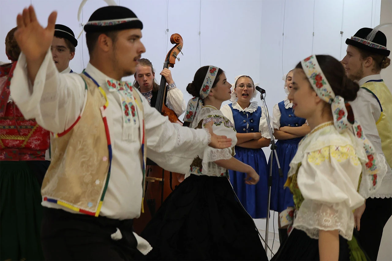 FOTO Najbolja vina, najfiniji sirevi: U Mostaru obilježeni ''Dani slovačke kulture''