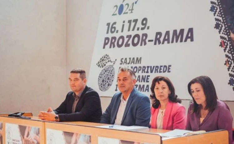 Dodjelom nagrada i priznanja zatvoren sajam 'Dani šljive Prozor-Rama'