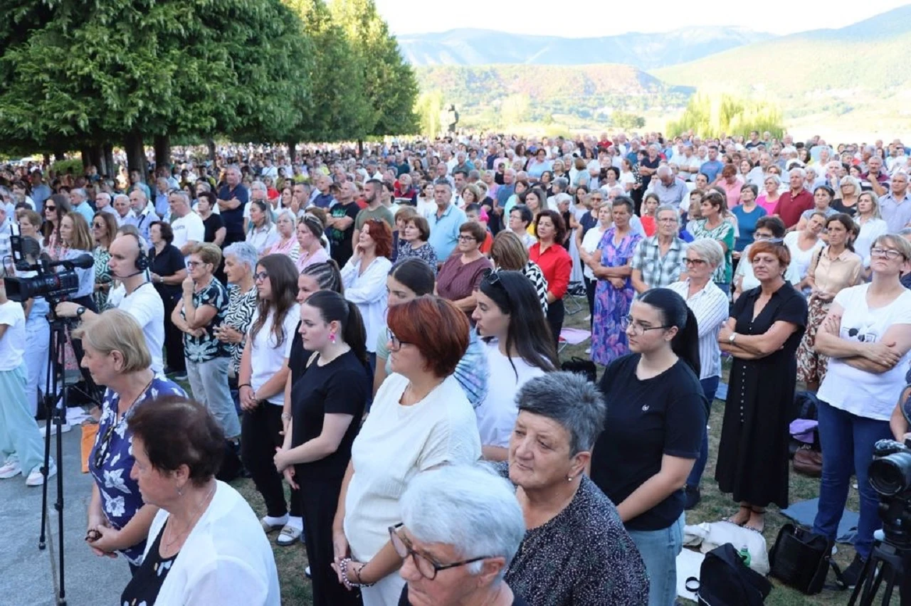 VIDEO | Tisuće vjernika i hodočasnika na Uočnici Male Gospe na Šćitu