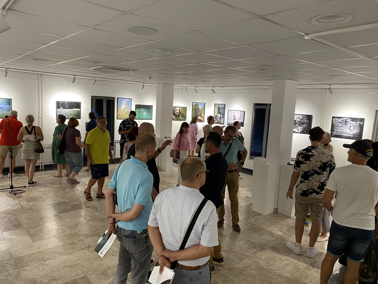 Otvorena izložba ''Životi oblikovani vodom'' u Centru za kulturu Mostar