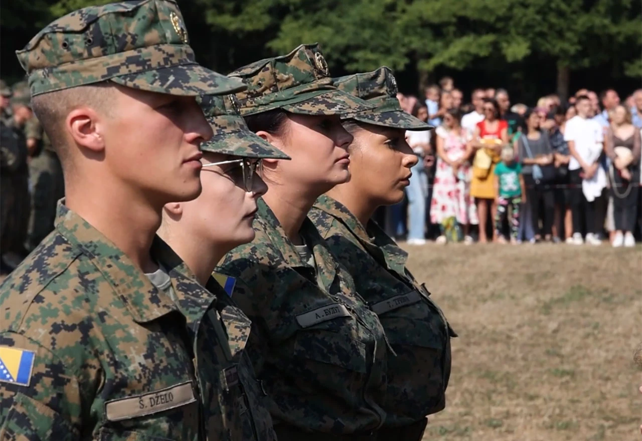 Svečano prisegnulo 349 novih pripadnika Oružanih snaga Bosne i Hercegovine