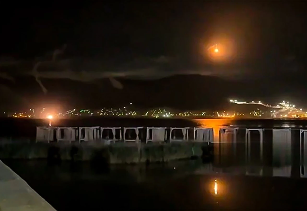VIDEO | Ukrajinci napali ključnu rusku luku