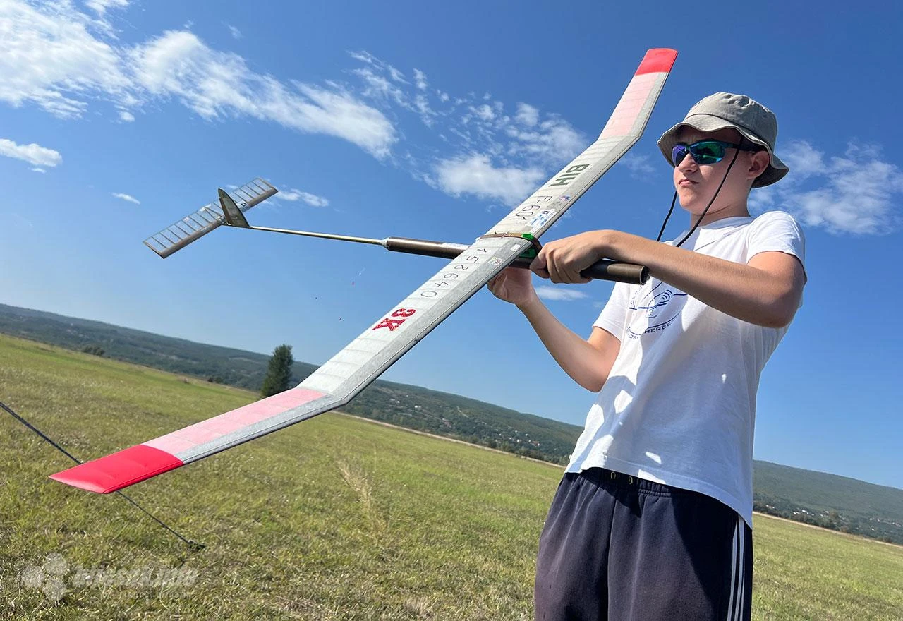 Vjetar testirao vještine: Mostar centar aeromodelarstva ovog vikenda