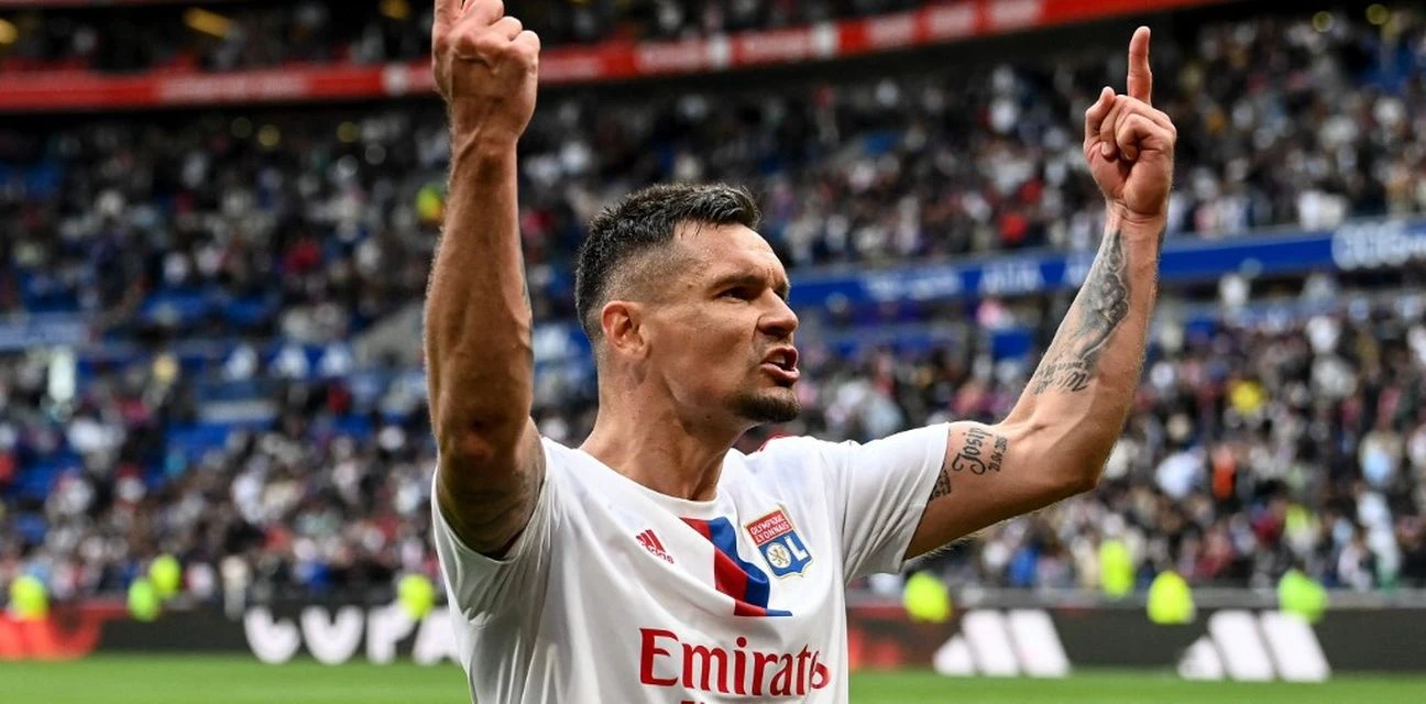 Lyon stavio većinu svojih igrača na prodaju
