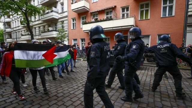 Deset policajaca ozlijeđeno u Berlinu u sukobu s propalestinskim prosvjednicima
