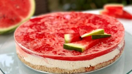 Znate da s lubenicom možete napraviti odličan cheesecake