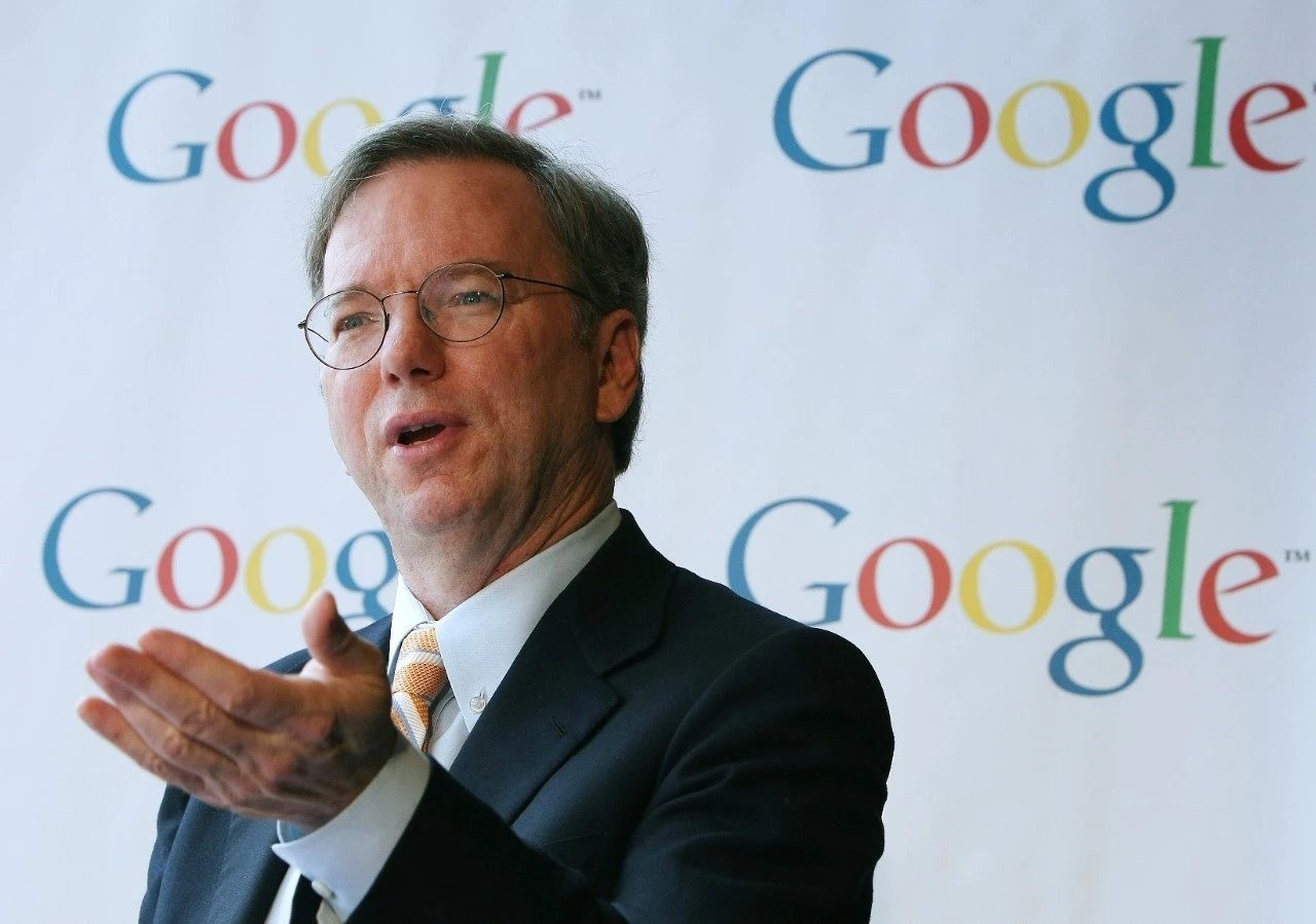 Bivši šef Googlea "popljuvao" njihovu radnu etiku, pa se pokajao