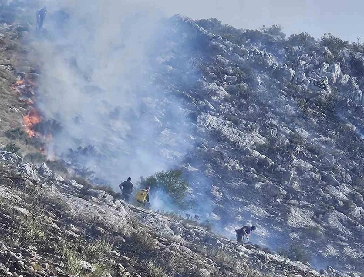 Mostarski vatrogasci objavili: Požari u Vrapčićima izazvani, MUP uhitio piromana