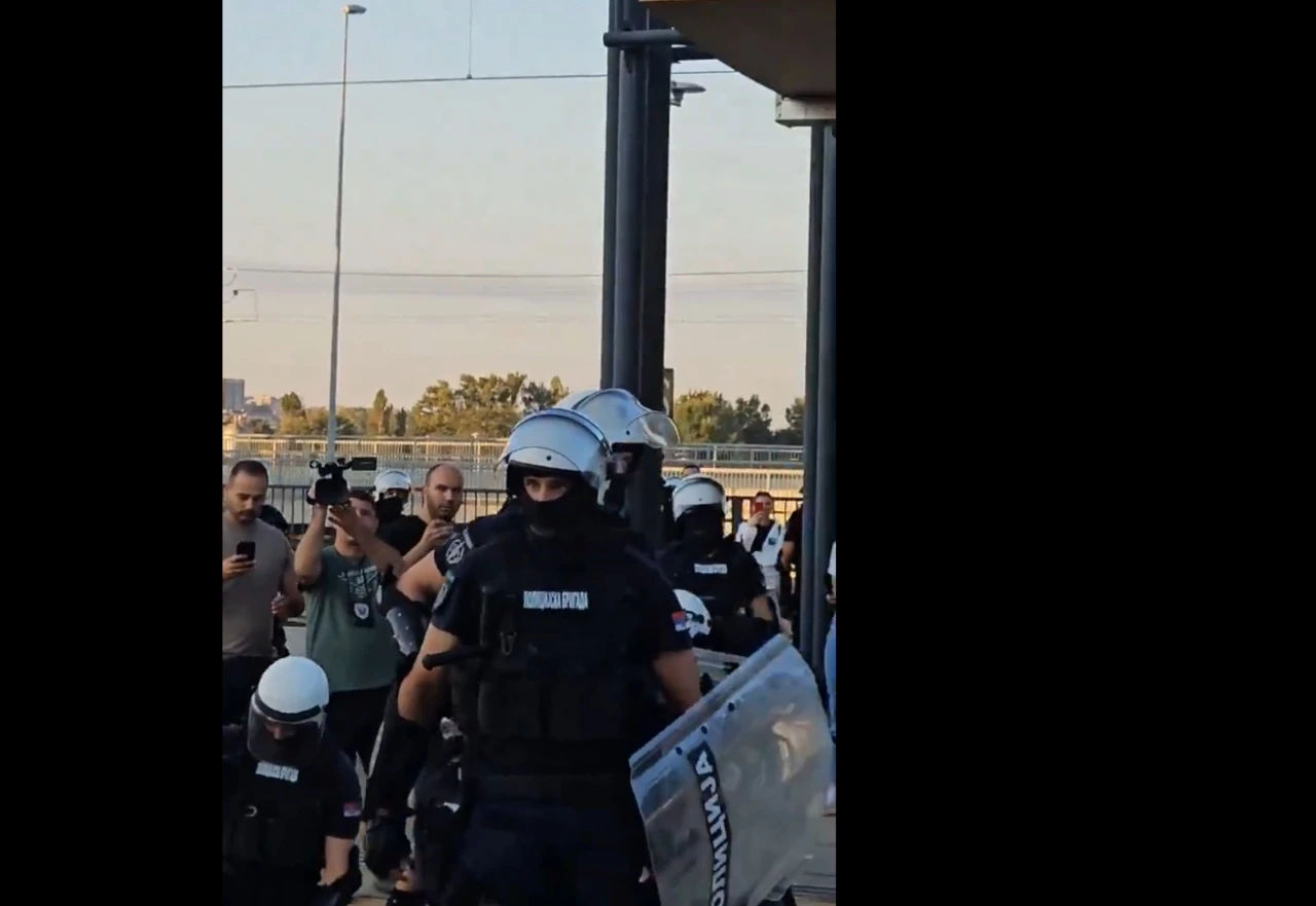 VIDEO | Policija rastjerala demonstrante, oni poručuju: "Nećemo odustati"