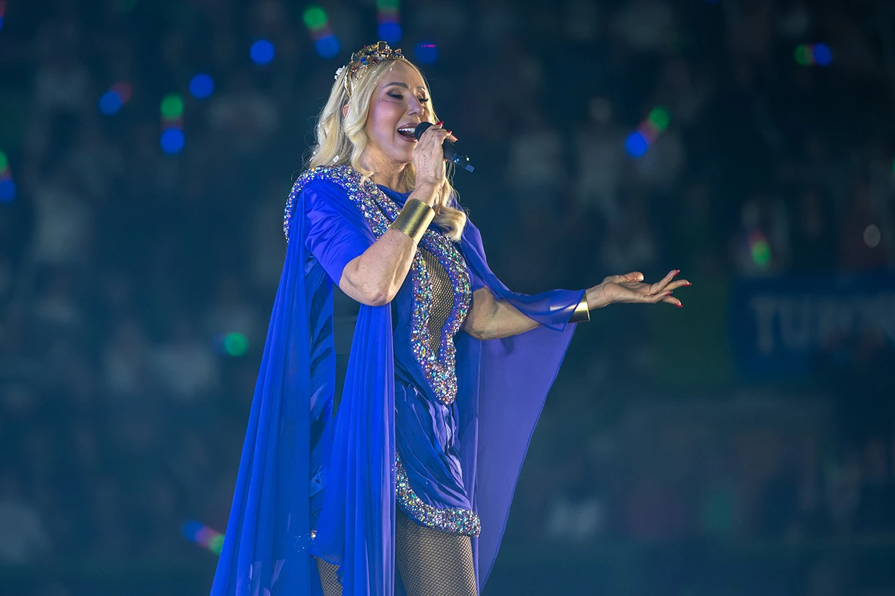 VIDEO | Lepa Brena u rodnom Brčkom: Sprema se spektakl 