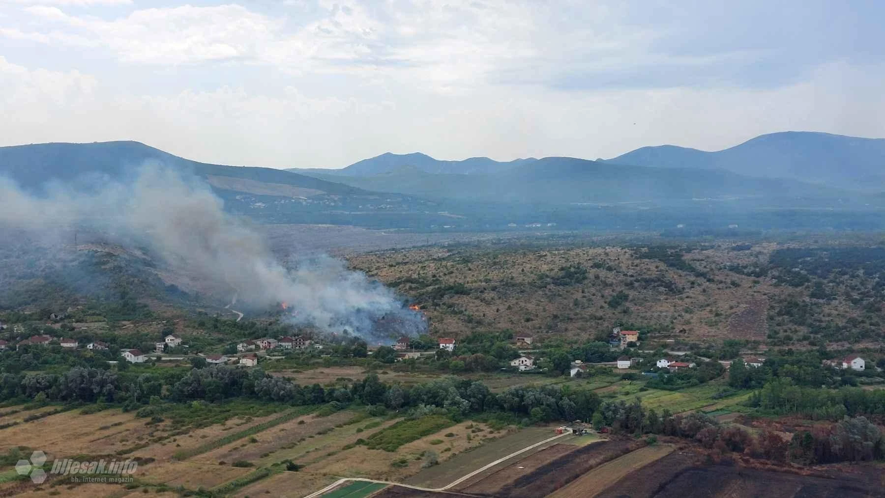 Studenci: Vatra pod kontrolom, gasiteljima pomogla i kiša