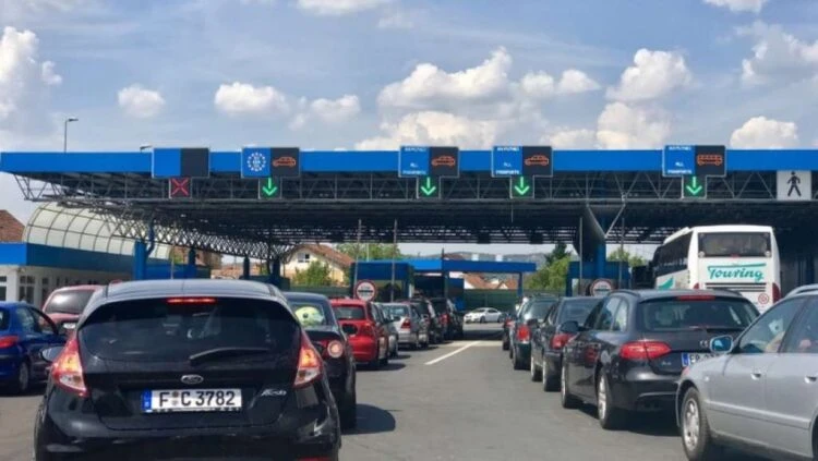 Već su počele kolone prema jugu