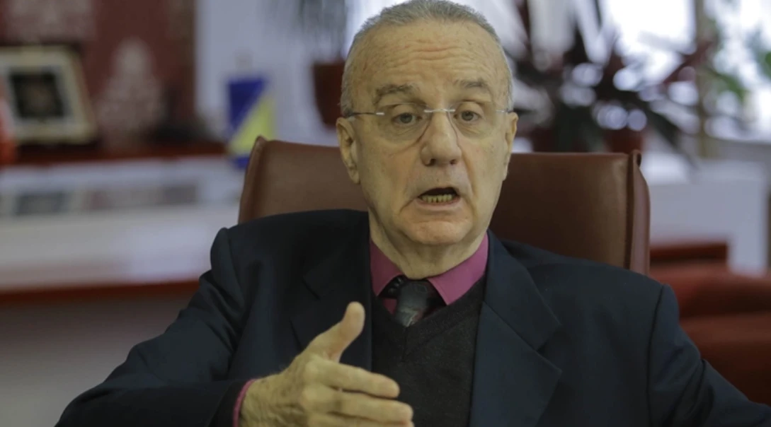 Preminuo Irfan Ajanović jedan od osnivača SDA