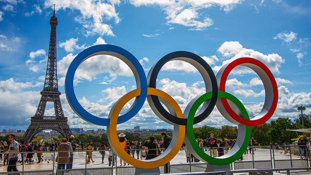 Borba za medalje na pariškim znamenitostima
