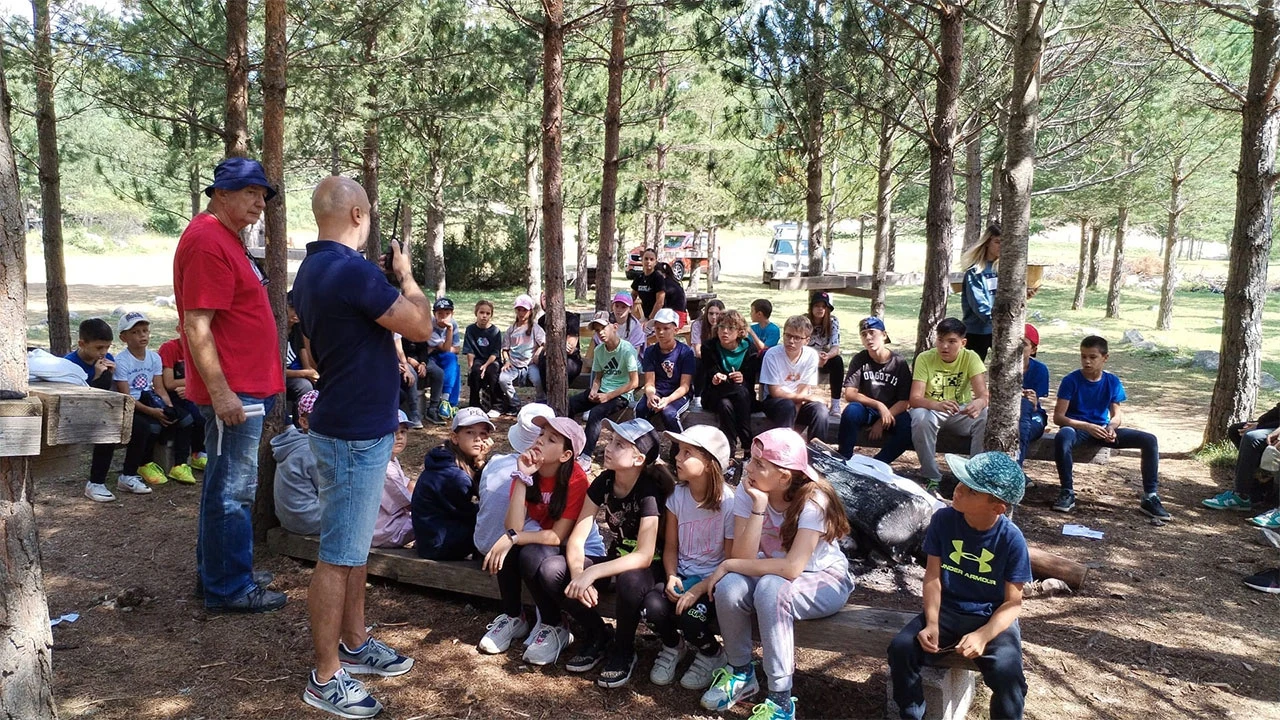 Svijet radioamaterizma predstavljen djeci u kampu na Blidinju