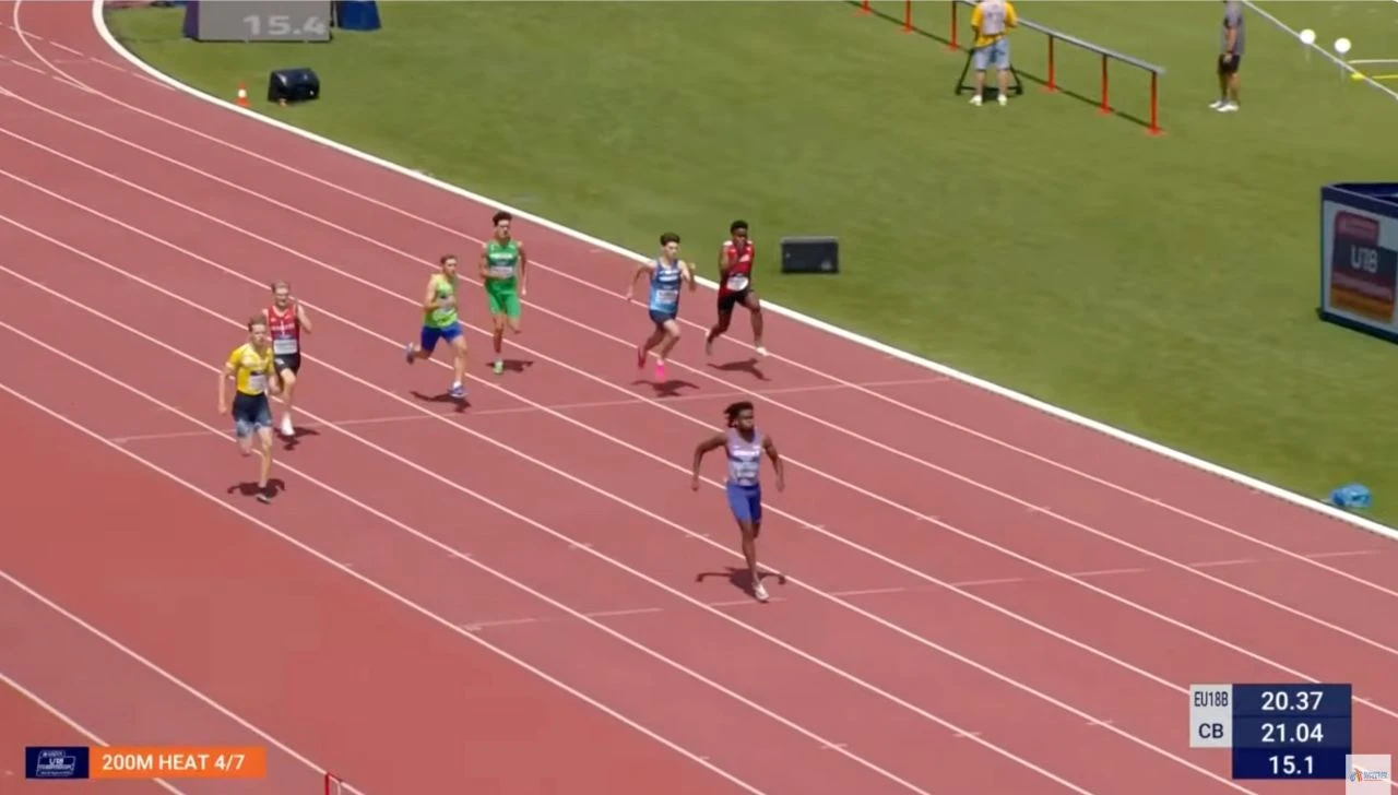 VIDEO I Kad atletičar loše procjeni i ostane bez pobjede