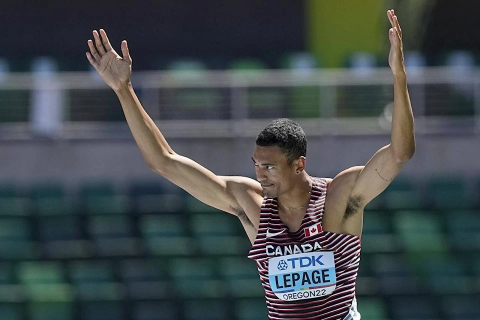 Svjetski prvak u desetoboju prisiljen je odustati od nastupa u Parizu
